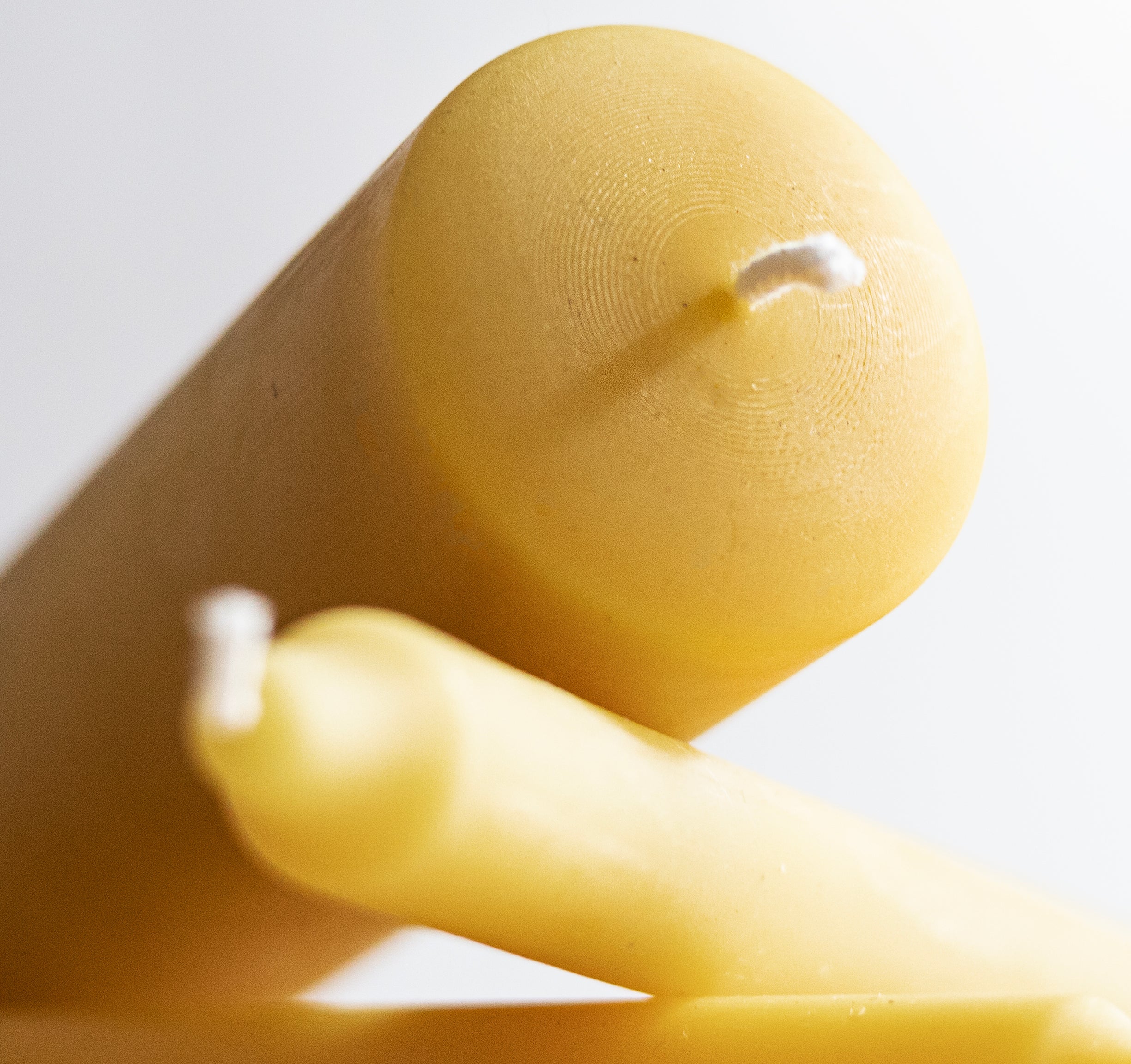 Bougies en cire d'abeille jaune
