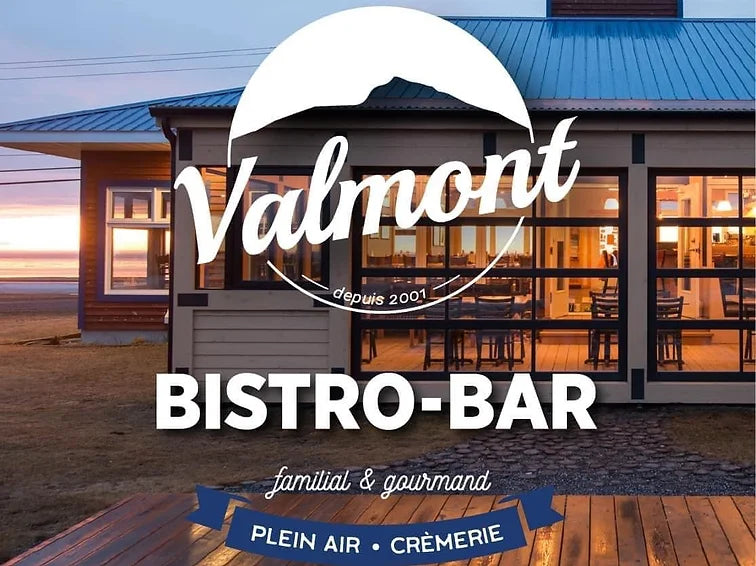 Le Valmont Bistro-Bar à Cap-Chat - Depuis 2001, restaurant familial et gourmand, plein air, crèmerie et chalets dans un décor enchanteur en Gaspésie.